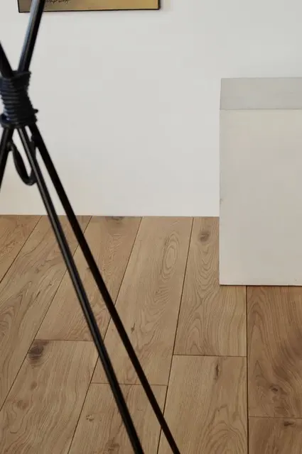Landhausdielen massiv Eiche Markant Astig roh