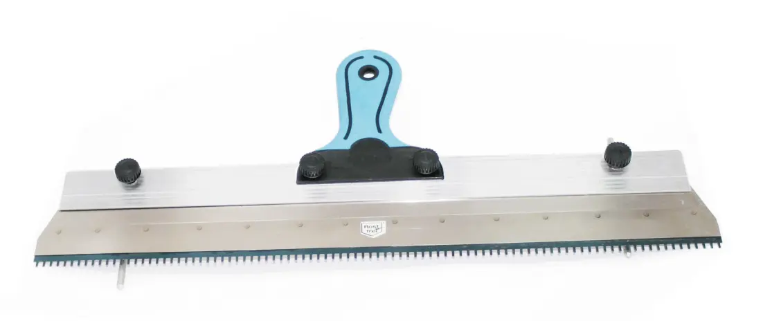 Zahnschienen-Rakel 560 mm R2 mit zwei verstellbaren,  rostfreien Gleitstiften,