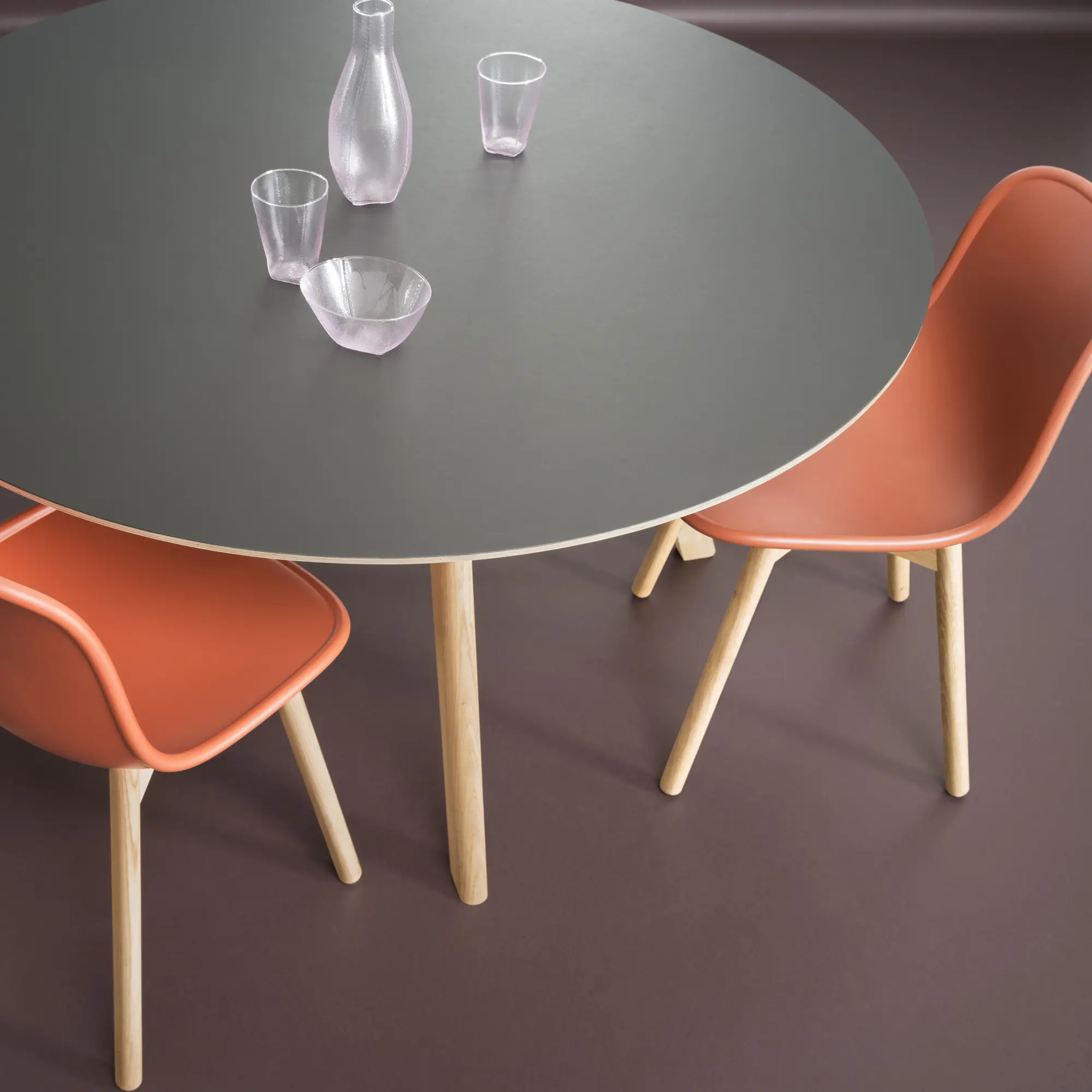 Desk Top - Plattenware